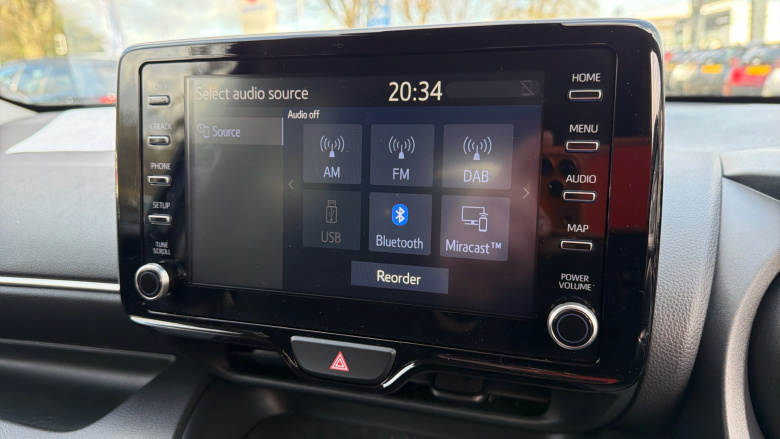 Toyota Yaris 1.5 Hybrid Design 5dr CVT Hybrid Hatchback